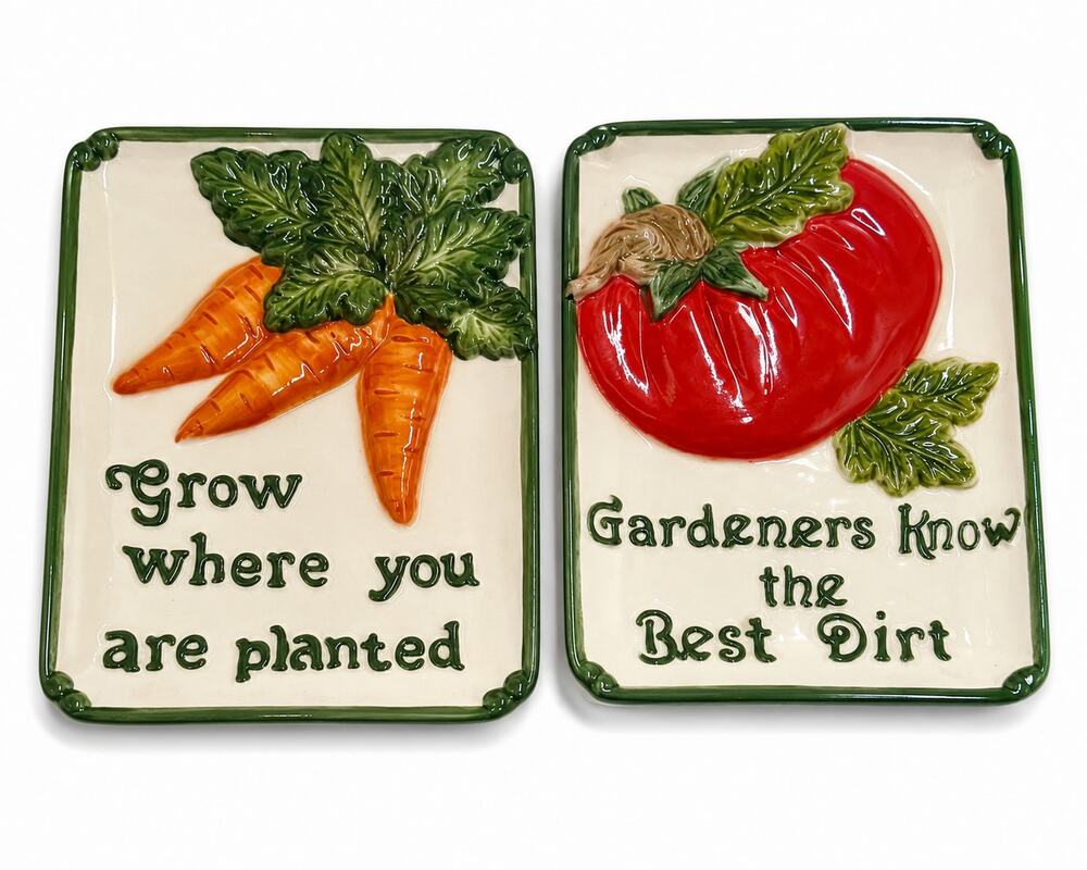 Cracker Barrel Vegetable Garden Ceramic Wall Plaques Set Carrot Tomato Decor 2